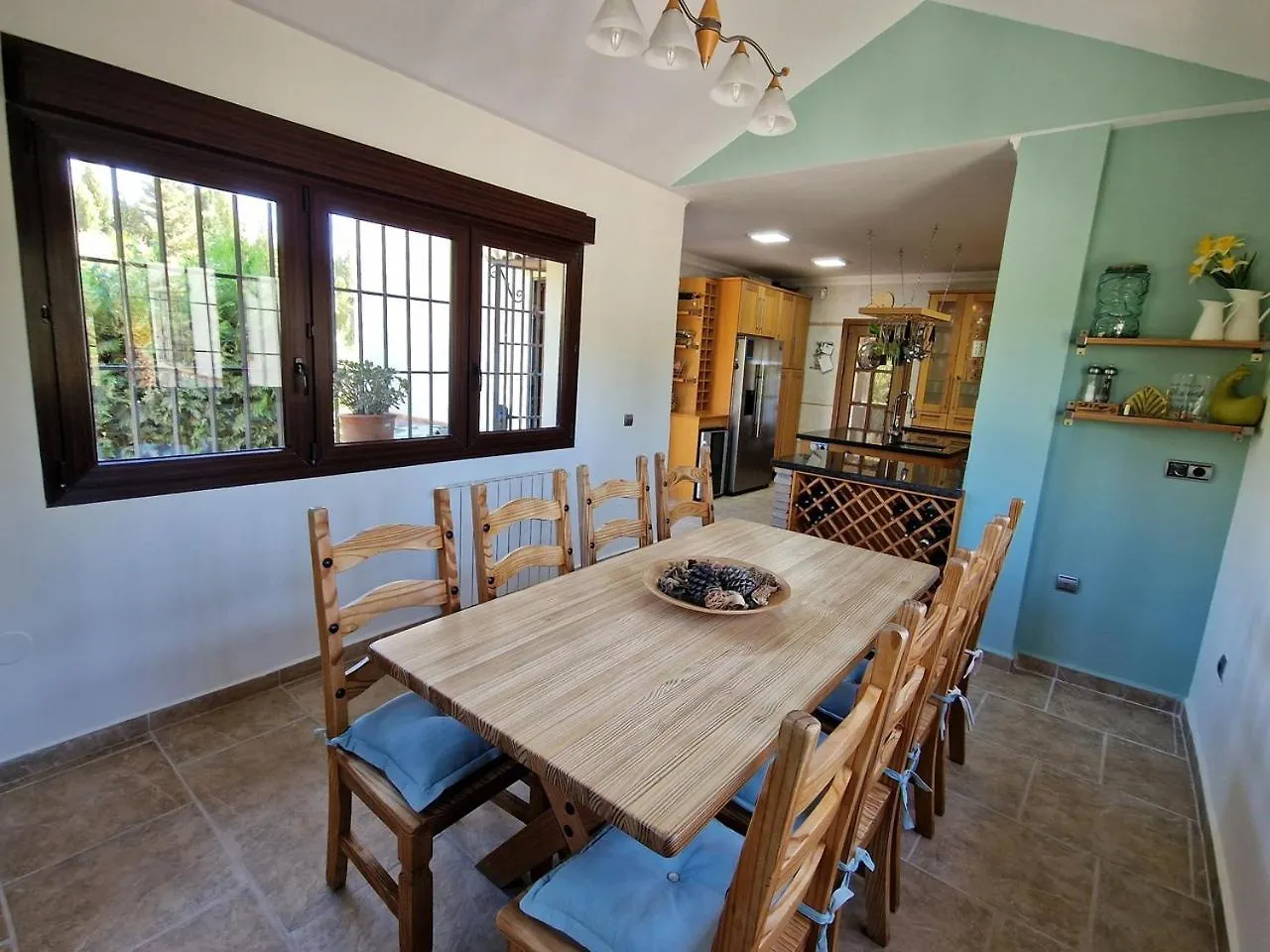 Exclusive Lakeside Villa With Private Pool & Total Privacy Viñuela